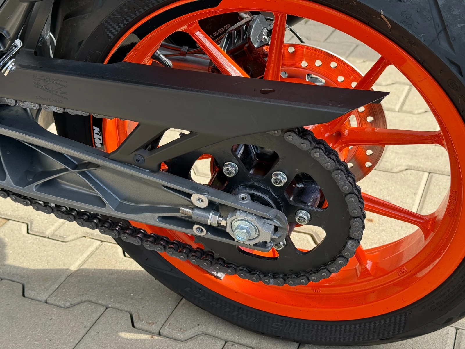 Ktm Duke 390 - изображение 8