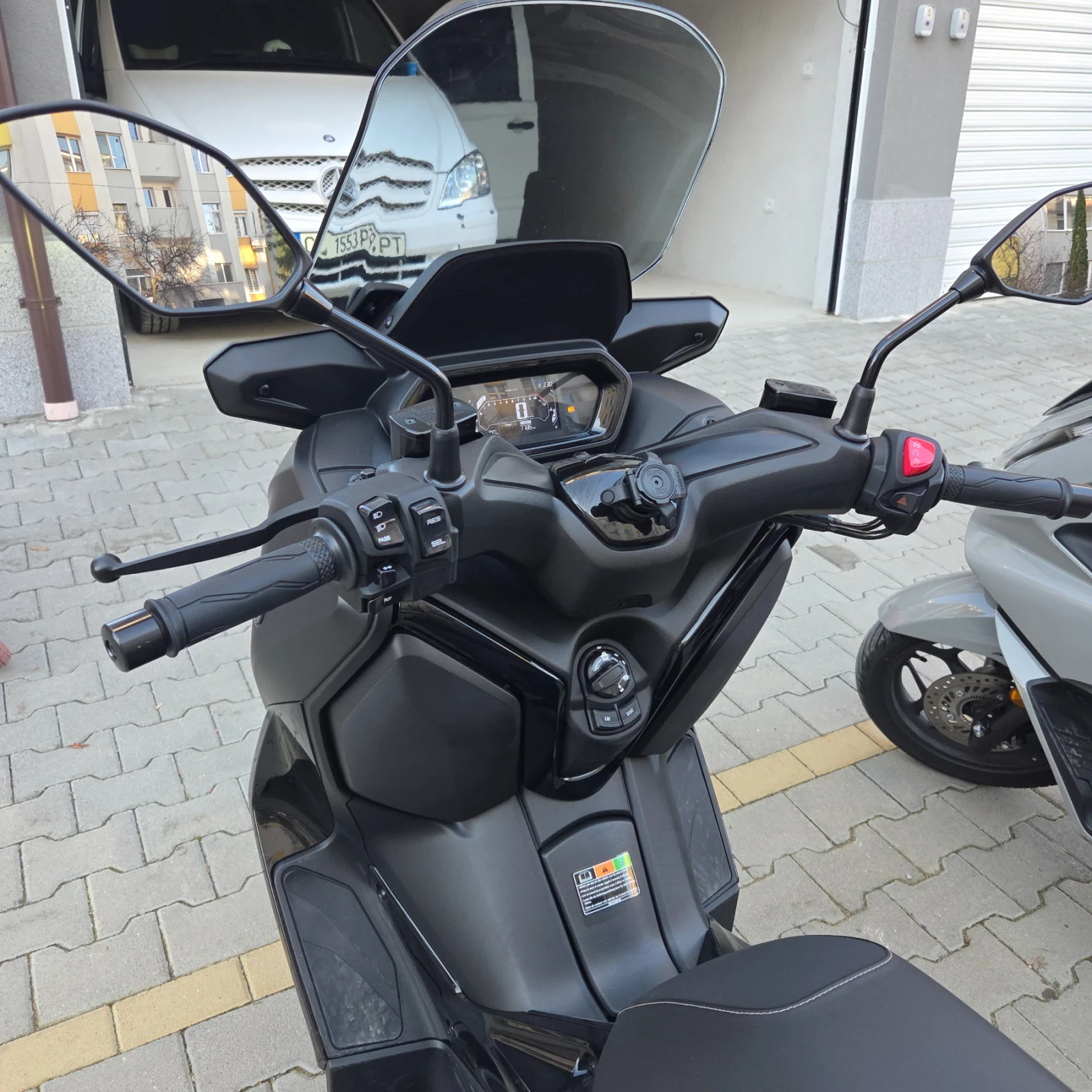 Yamaha X-max 300 CC | Mobile.bg � ����������� 7