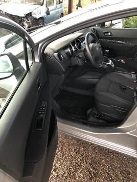 Peugeot 5008 1.6 HDI   84kw, снимка 5