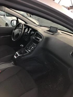 Peugeot 5008 1.6 HDI   84kw, снимка 12