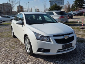 Chevrolet Cruze 2.0TD 163к.с. ЧИСТО НОВА КОЛА, снимка 2