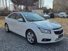Chevrolet Cruze 2.0TD 163к.с. ЧИСТО НОВА КОЛА, снимка 8
