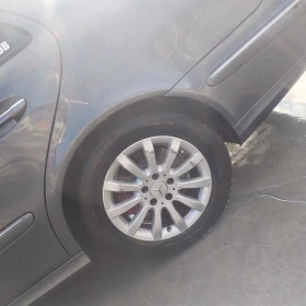 Mercedes-Benz E 320, снимка 7