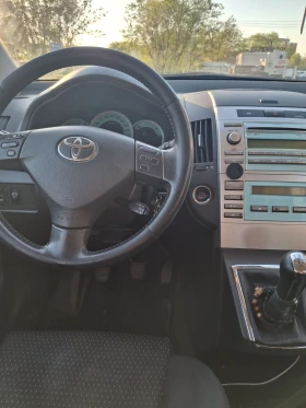 Toyota Corolla verso 1.8 VVT-i LPG/ГАЗ, снимка 7