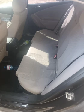 VW Passat 2.0 TDI - цена по договаряне - 31985326 3