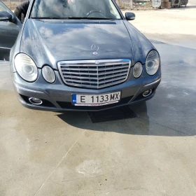Mercedes-Benz E 320 