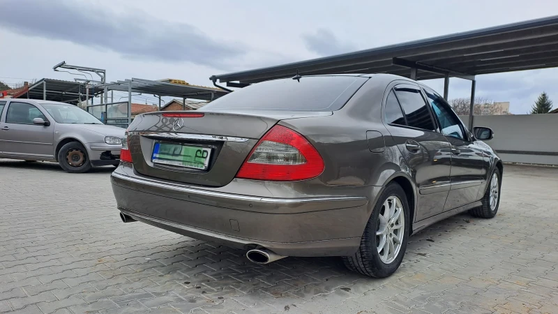 Mercedes-Benz E 280, снимка 3 - Автомобили и джипове - 52599478