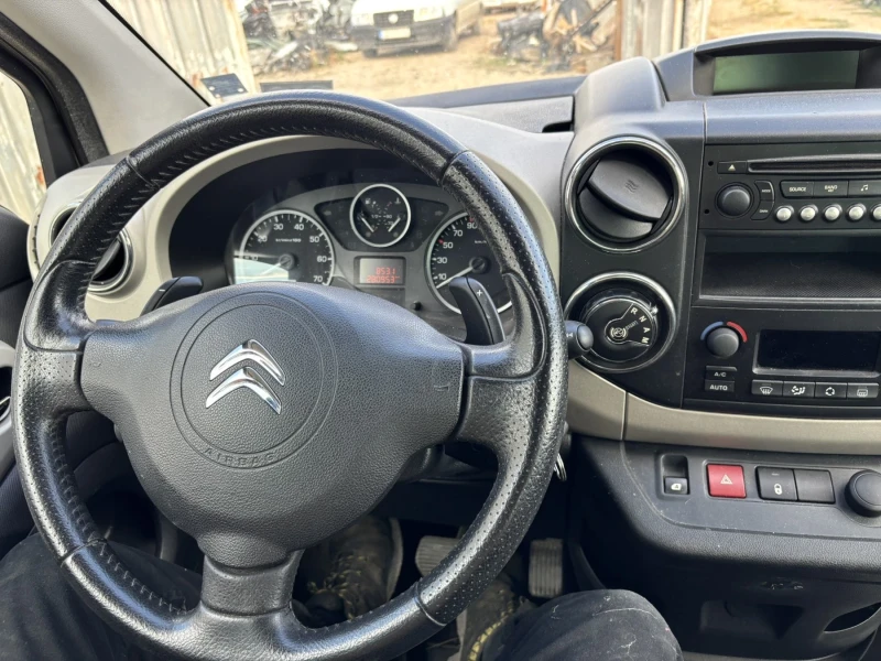 Citroen Berlingo 1.6eHDI, снимка 7 - Автомобили и джипове - 51012249