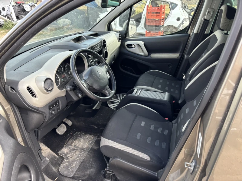 Citroen Berlingo 1.6eHDI, снимка 6 - Автомобили и джипове - 51012249