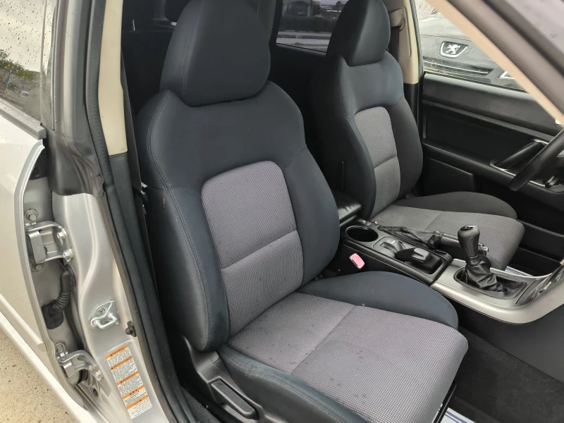 Subaru Legacy 2.0i, снимка 8 - Автомобили и джипове - 51225201