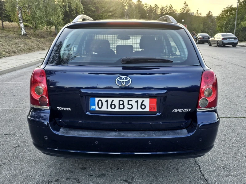 Toyota Avensis 1.8 VVTi  Автоматик, Фейслифт , снимка 6 - Автомобили и джипове - 51647149
