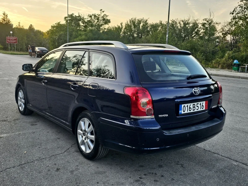 Toyota Avensis 1.8 VVTi  Автоматик, Фейслифт , снимка 5 - Автомобили и джипове - 51647149