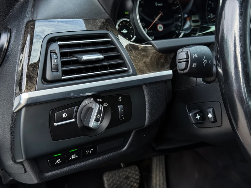 BMW 640 i* M-PACK* DISTR* BLINDSPOT* FULL* ЛИЗИНГ, снимка 10 - Автомобили и джипове - 52297647