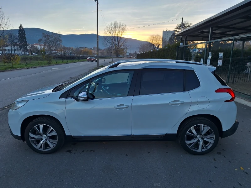 Peugeot 2008 1.6hdi 115к.с. 6 скор. Allure кожа панорама, снимка 4 - Автомобили и джипове - 52448771