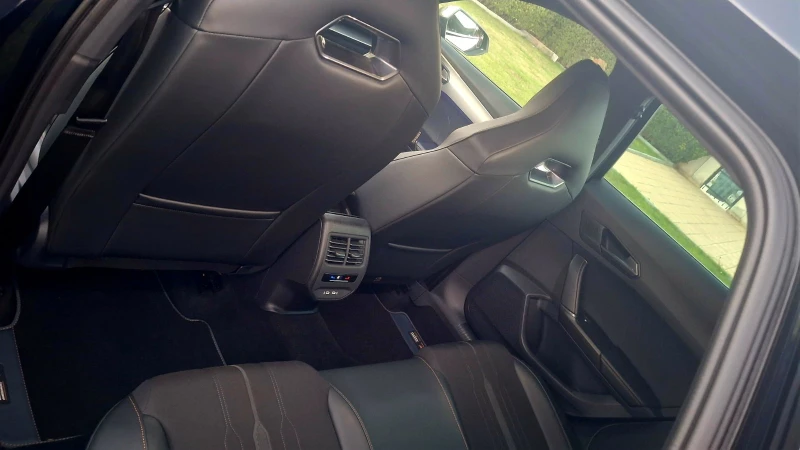 Cupra Formentor, снимка 5 - Автомобили и джипове - 52451316