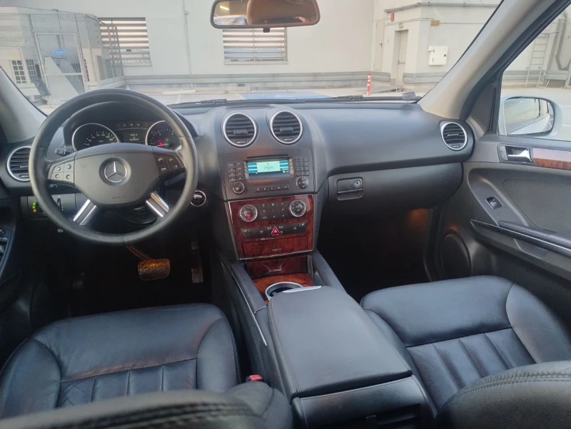 Mercedes-Benz ML 280 CDI 4 MATIC, снимка 9 - Автомобили и джипове - 52632891