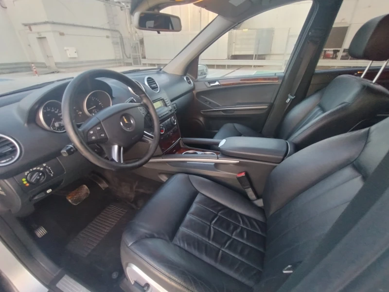 Mercedes-Benz ML 280 CDI 4 MATIC, снимка 10 - Автомобили и джипове - 52632891