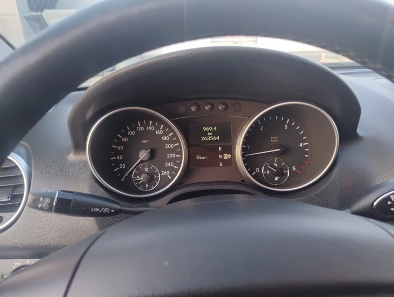 Mercedes-Benz ML 280 CDI 4 MATIC, снимка 13 - Автомобили и джипове - 52632891