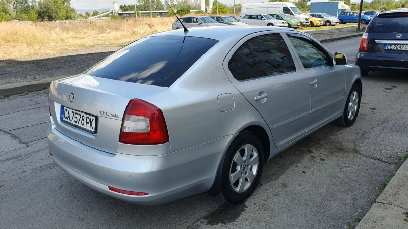 Skoda Octavia 1.8T 160кс DSG 7 , снимка 6 - Автомобили и джипове - 53047611