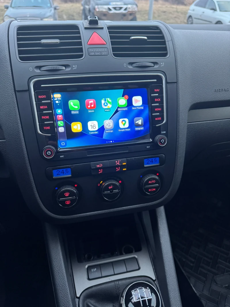VW Golf 1, 9/105hp/KLIMATRONIK/Carplay/, снимка 8 - Автомобили и джипове - 53124309