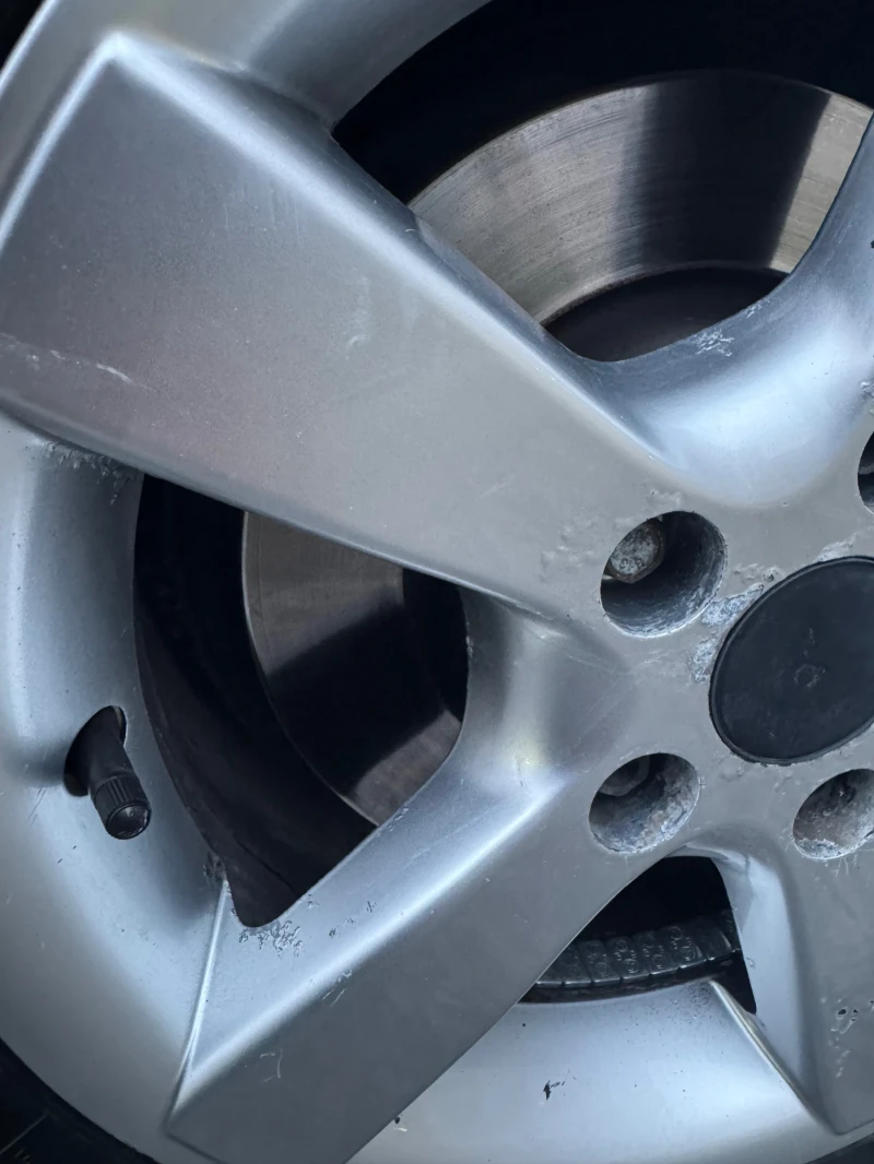 VW Golf 1, 9/105hp/KLIMATRONIK/Carplay/, снимка 11 - Автомобили и джипове - 53124309