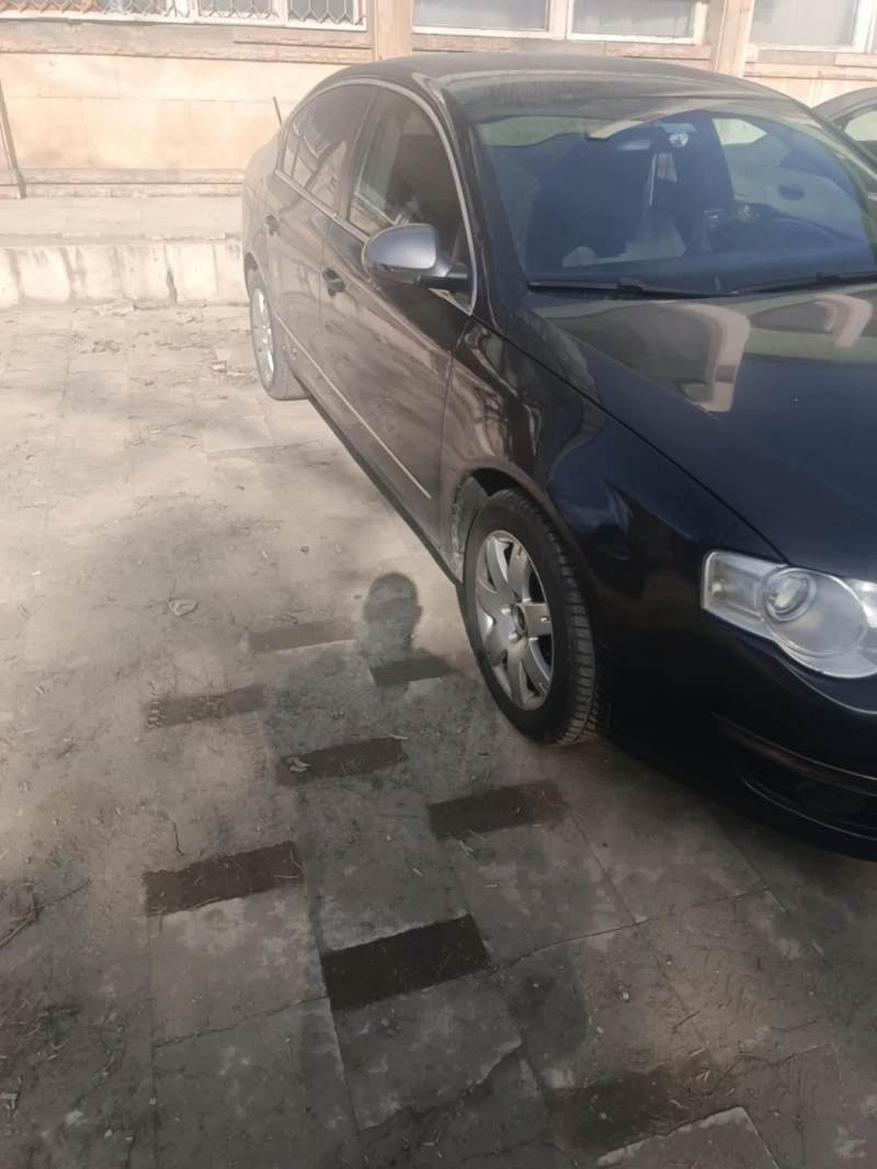 VW Passat 2.0 TDI, снимка 5 - Автомобили и джипове - 53205036