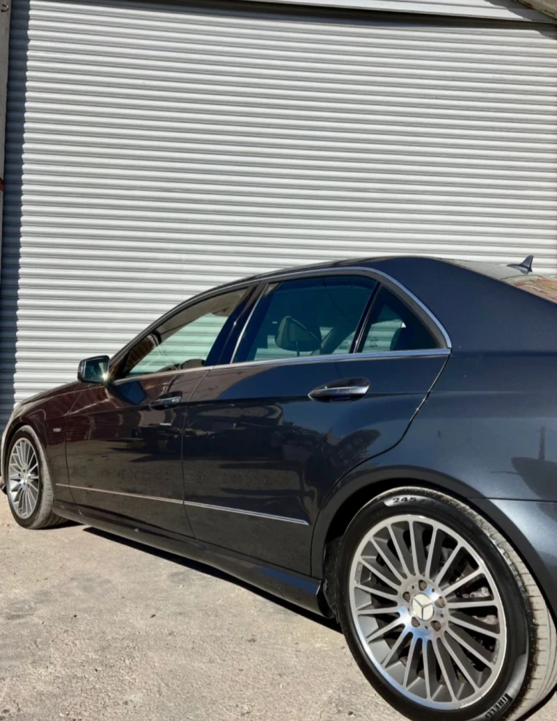 Mercedes-Benz E 350, снимка 3 - Автомобили и джипове - 53292432