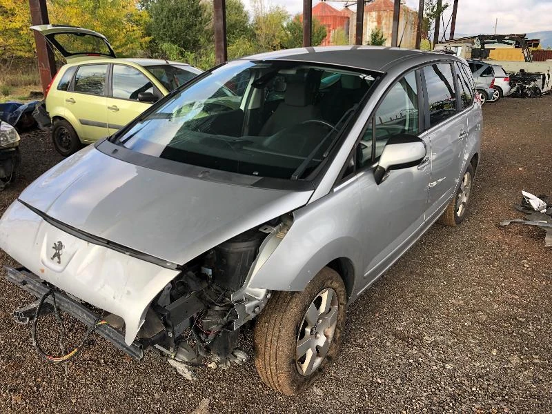 Peugeot 5008 1.6 HDI   84kw, снимка 1 - Автомобили и джипове - 46964138