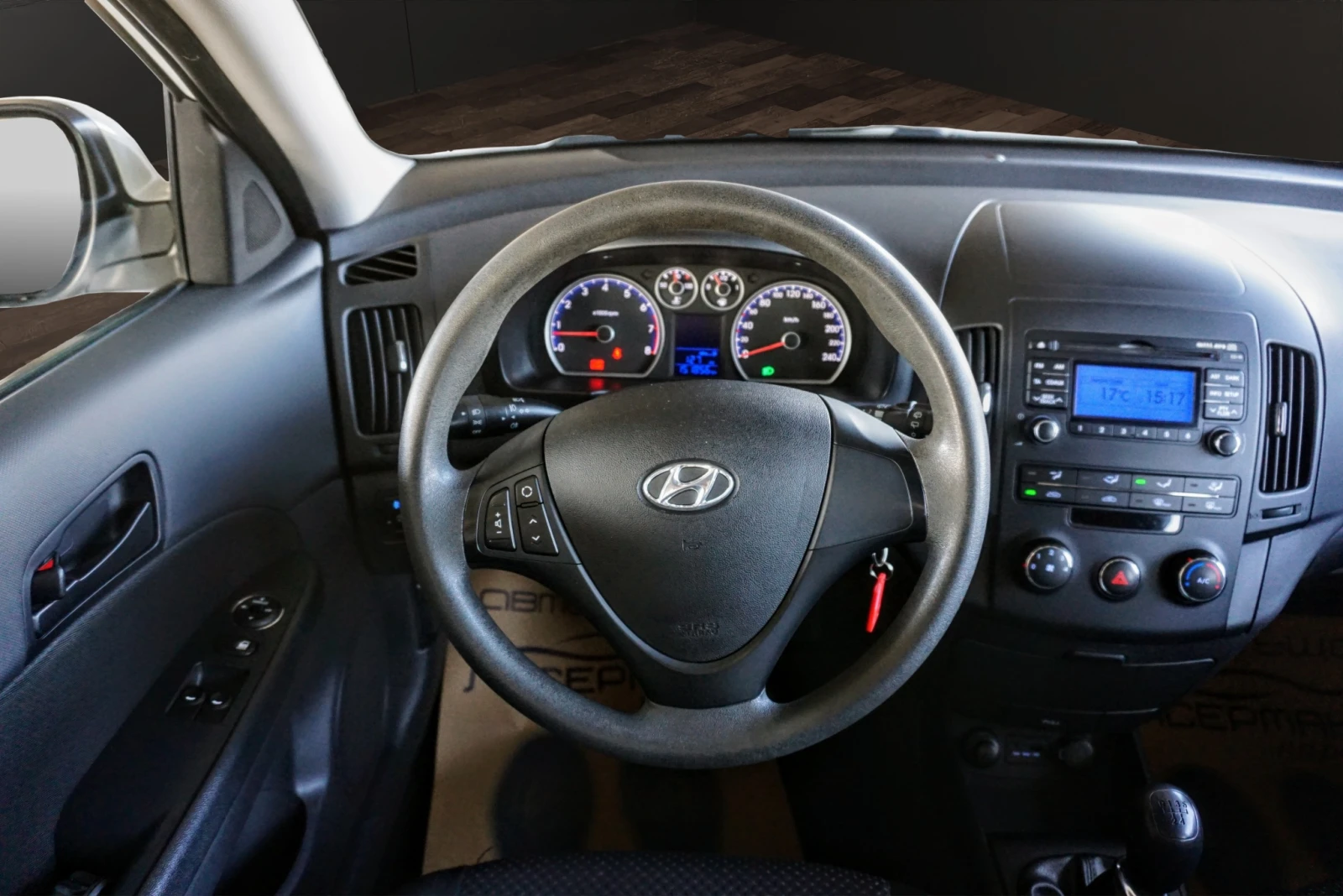 Hyundai I30 SW 1.4I CLASSIC - изображение 9