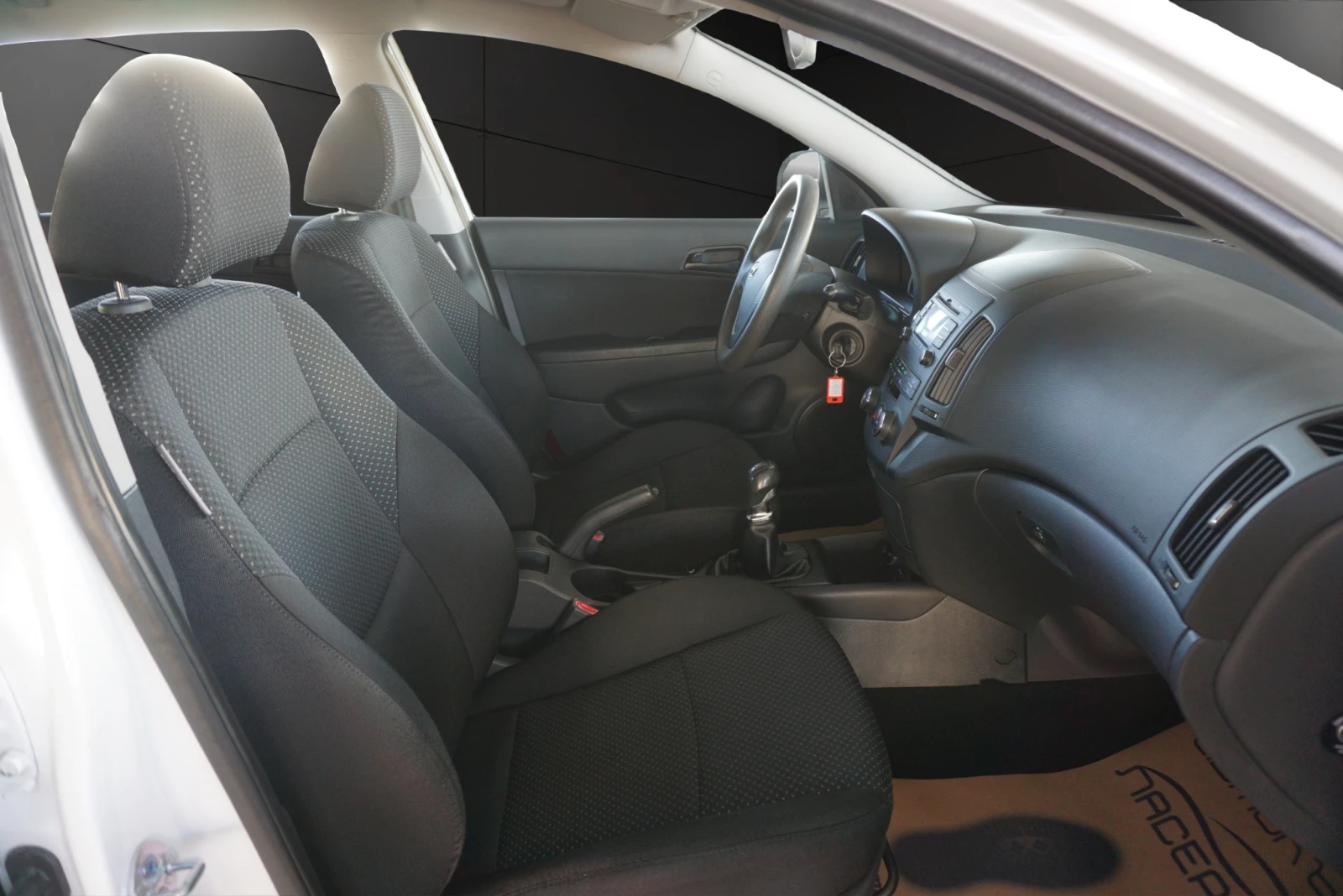 Hyundai I30 SW 1.4I CLASSIC | Mobile.bg   12