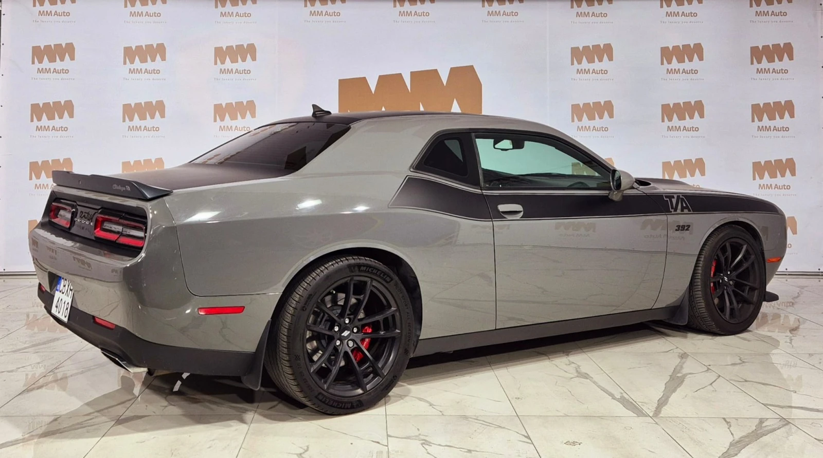 Dodge Challenger T/A 392 SRT 6. 4  - изображение 2