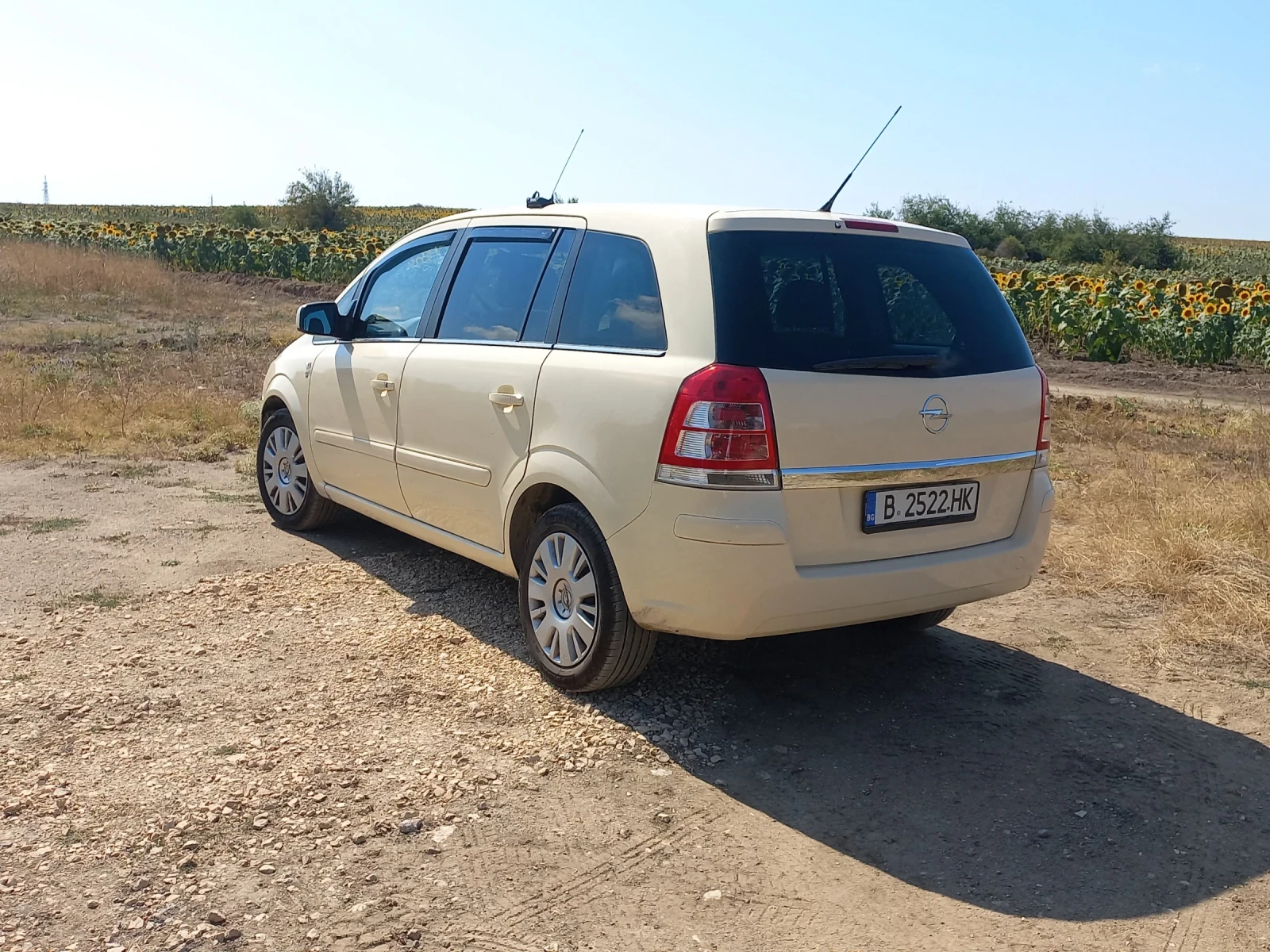 Opel Zafira 1.6 CNG - изображение 4