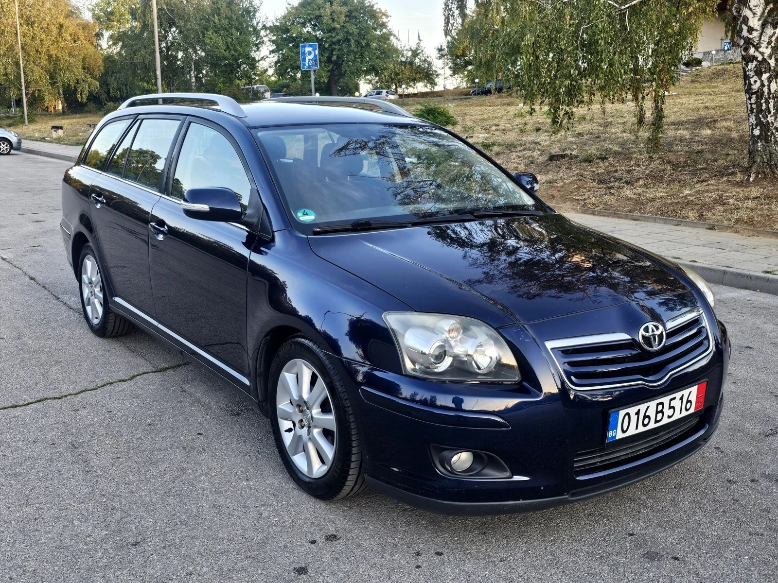 Toyota Avensis 1.8 VVTi  Автоматик, Фейслифт  - изображение 3