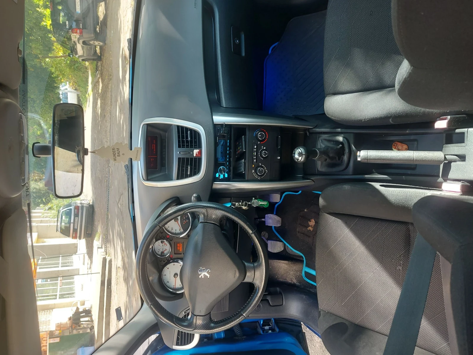 Peugeot 207 1.6hdi/Klima - изображение 6