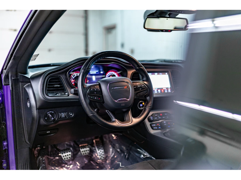 Dodge Challenger R/T* Ръчка* Alpin* 5.7 L HEMI - изображение 9