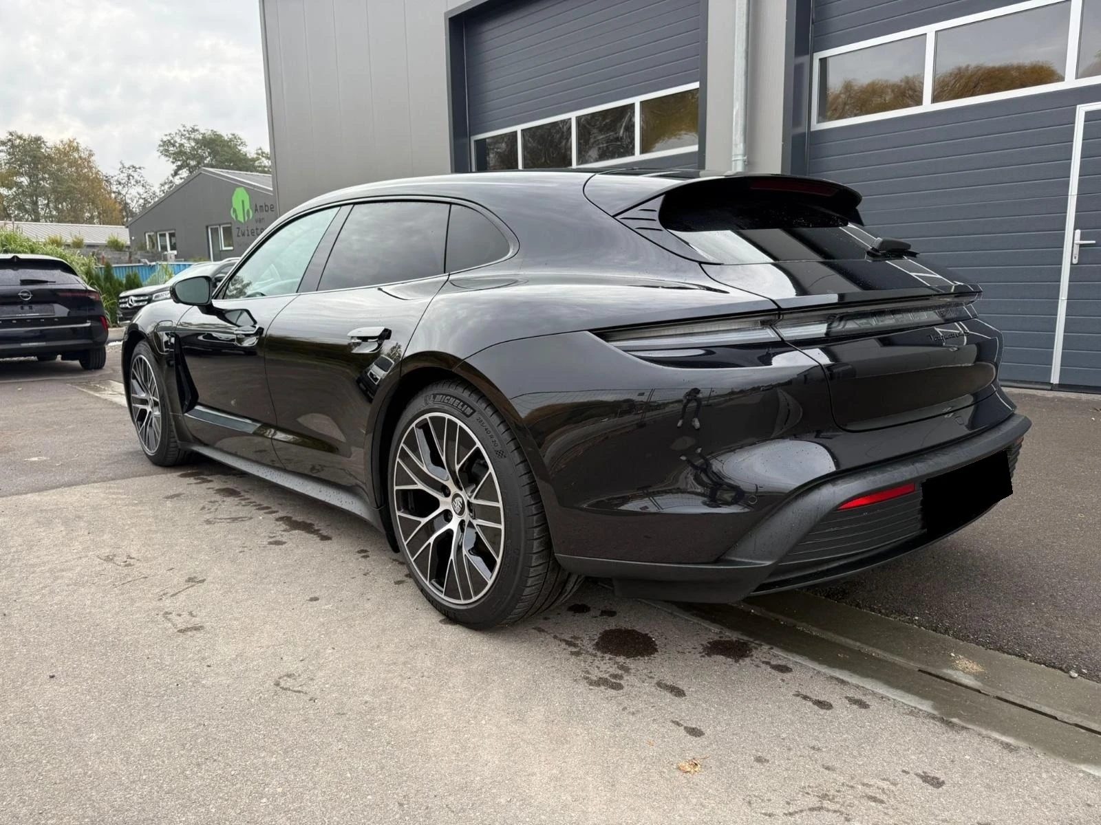 Porsche Taycan 4S* SPORT-TURISMO* MEMORY* HEAD-UP* DISTR* CAM*  - изображение 7