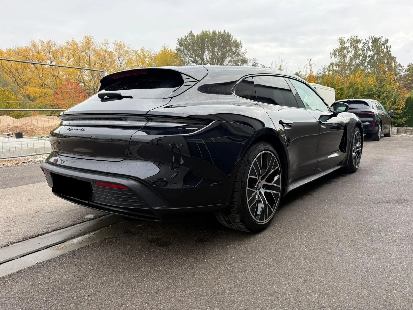 Porsche Taycan 4S* SPORT-TURISMO* MEMORY* HEAD-UP* DISTR* CAM*  - изображение 5