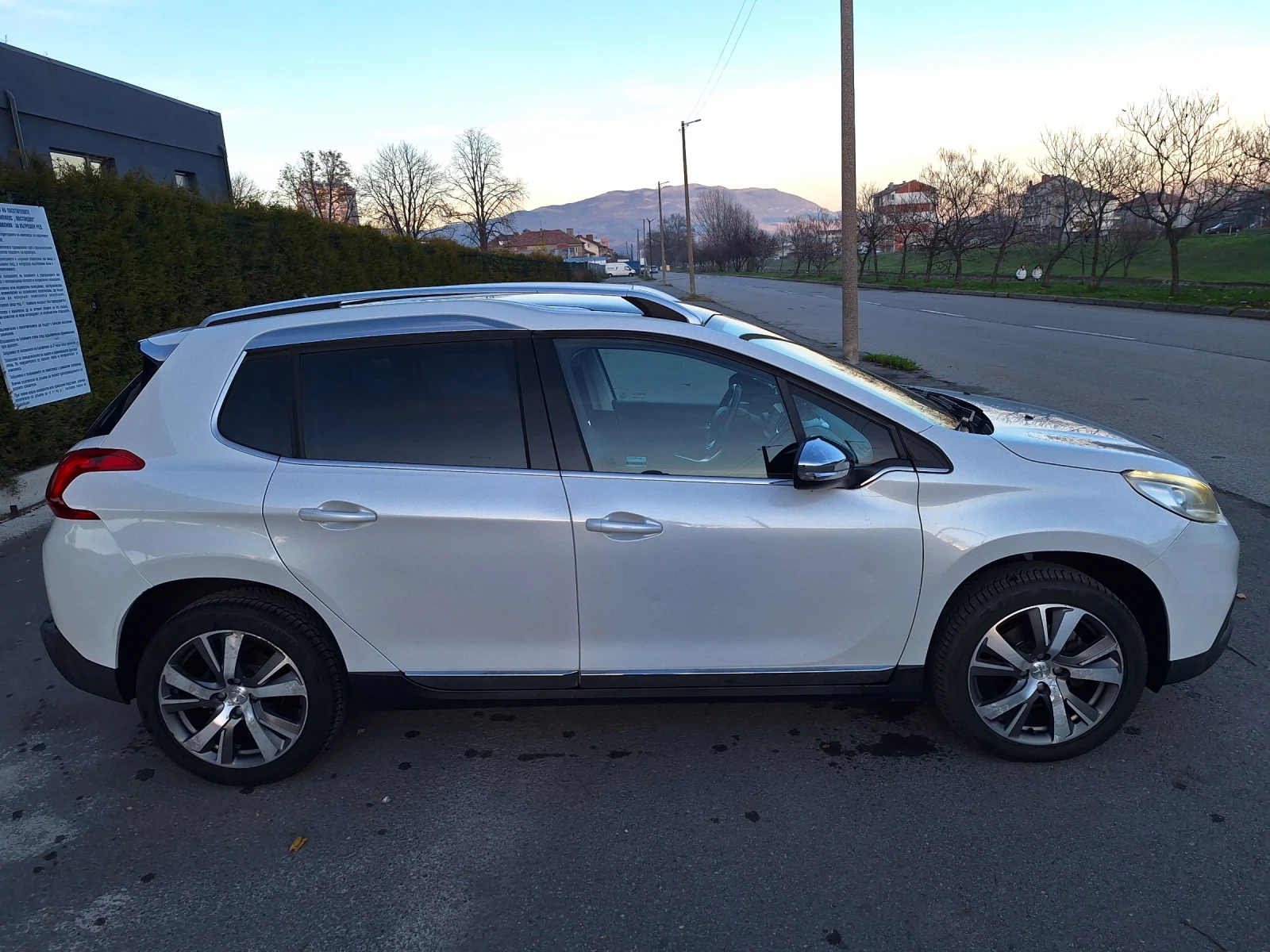 Peugeot 2008 1.6hdi 115.. 6 . Allure   | Mobile.bg   5