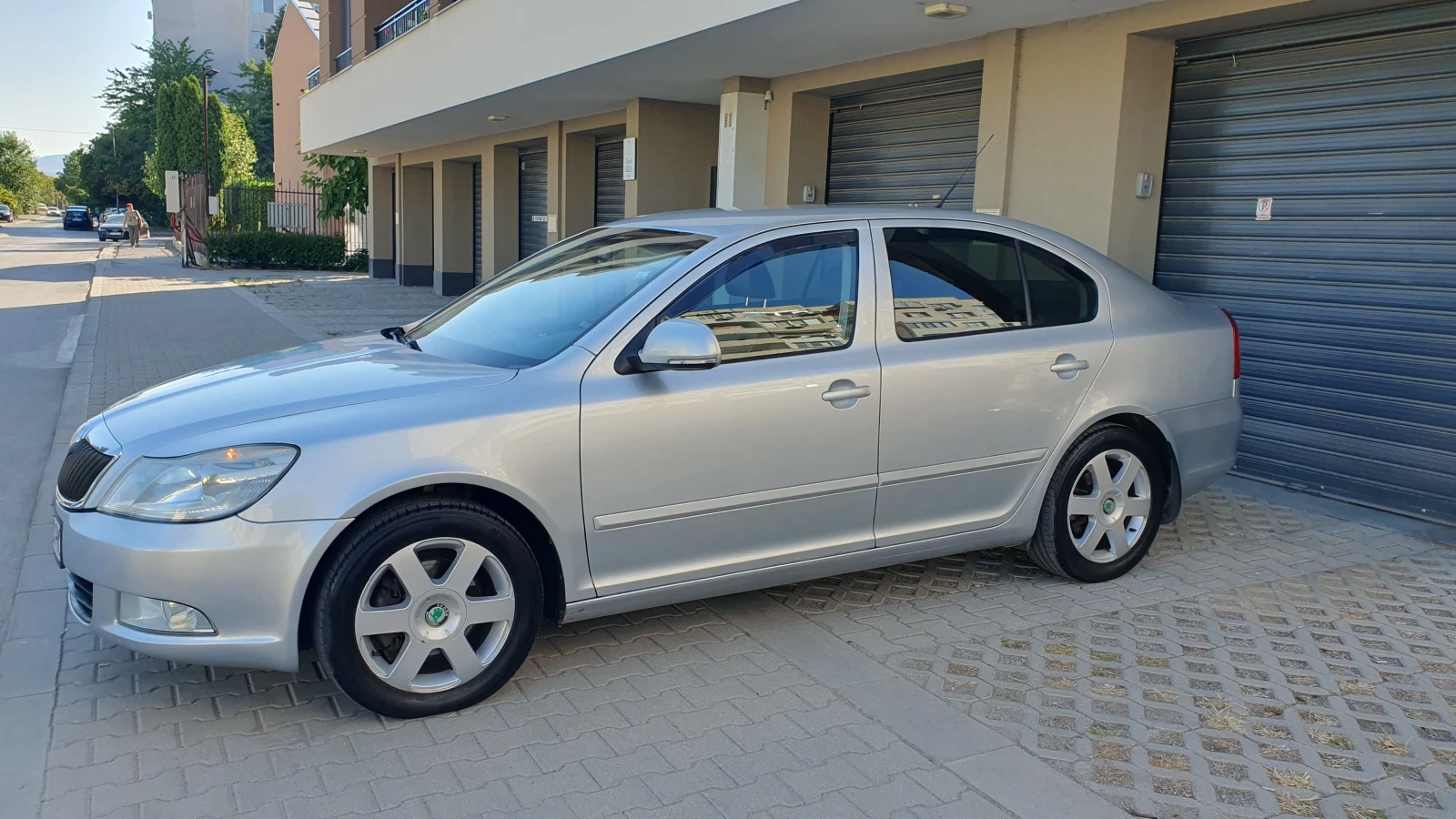 Skoda Octavia 1.8T 160кс DSG 7 , снимка 2 - Автомобили и джипове - 53047611