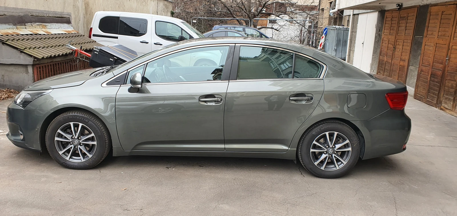 Toyota Avensis | Mobile.bg � ����������� 6