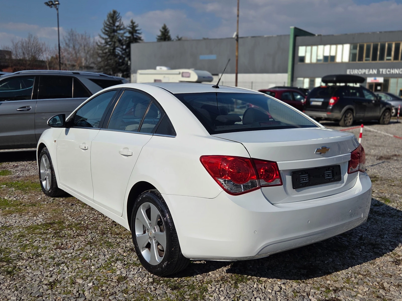 Chevrolet Cruze 2.0TD 163к.с. ЧИСТО НОВА КОЛА, снимка 4 - Автомобили и джипове - 53736667