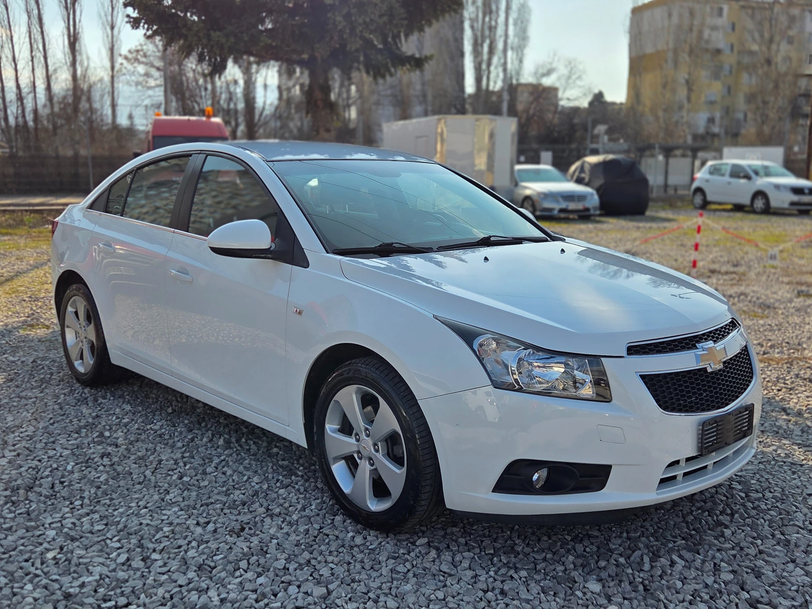 Chevrolet Cruze 2.0TD 163к.с. ЧИСТО НОВА КОЛА, снимка 8 - Автомобили и джипове - 53736667