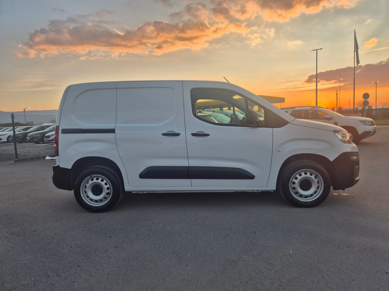 Citroen Berlingo M 1000 1.5 HDi 102 кс. MT6, снимка 6 - Автомобили и джипове - 53738494