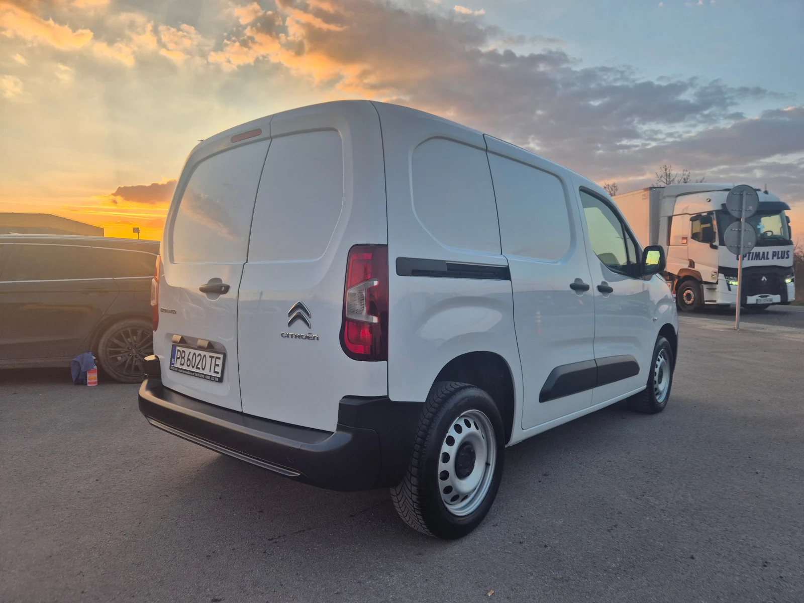 Citroen Berlingo M 1000 1.5 HDi 102 кс. MT6, снимка 5 - Автомобили и джипове - 53738494