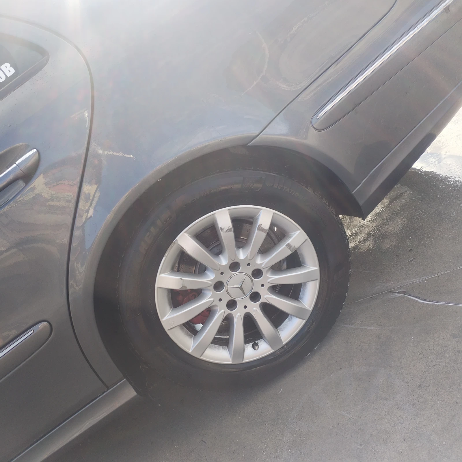 Mercedes-Benz E 320  - изображение 7