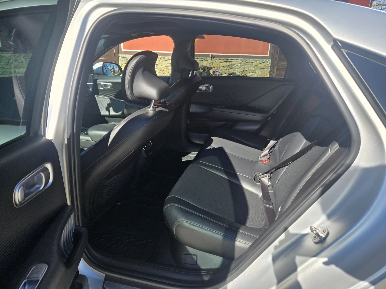 Hyundai Ioniq 6 RWD 77.4kWh Premium, снимка 9 - Автомобили и джипове - 53780738