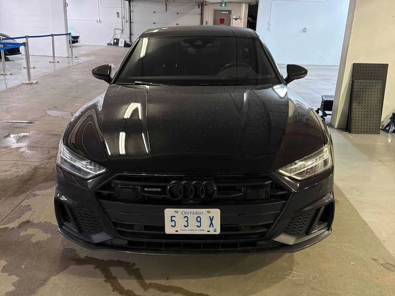 Audi A7 Technik/DIS/360/MATRIX/HUD/ОБДУХВАНЕ/ГУМИ+ ДЖАНТИ , снимка 2 - Автомобили и джипове - 53919196