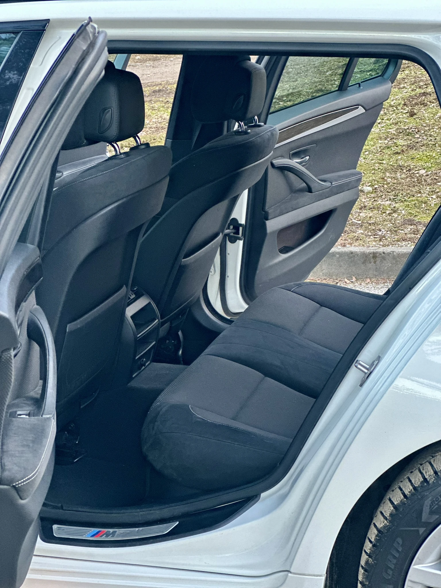 BMW 530 F11 Xdrive M-пакет, снимка 10 - Автомобили и джипове - 54089656