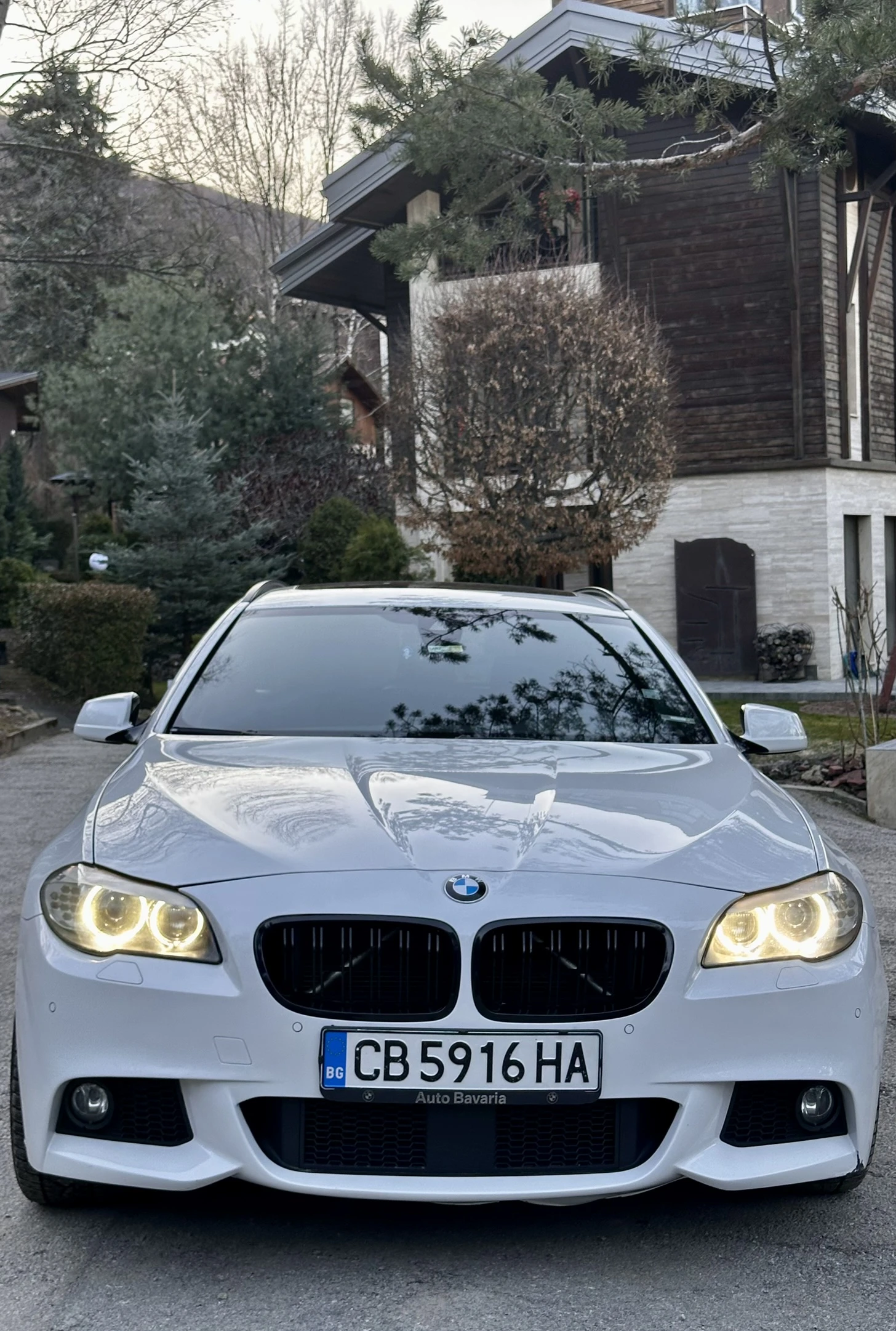 BMW 530 F11 Xdrive M-пакет, снимка 3 - Автомобили и джипове - 54089656