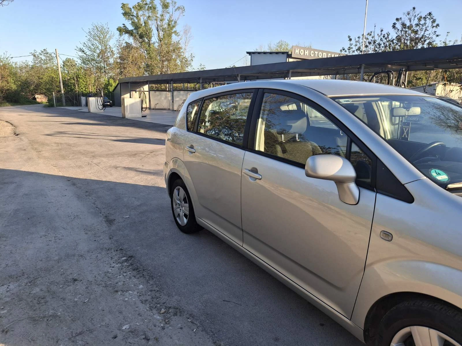 Toyota Corolla verso 1.8 VVT-i LPG/ГАЗ, снимка 2 - Автомобили и джипове - 54322283